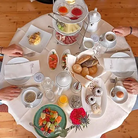 Hotel Burg
