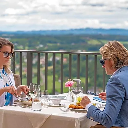 Burg 4* Deutschlandsberg